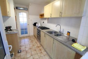 Kitchen- click for photo gallery